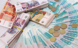 ВТБ: только пятая часть россиян хранит сбережения в наличных
