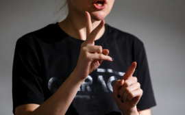 Клиенты с нарушениями слуха смогут получить консультацию в ВТБ на жестовом языке