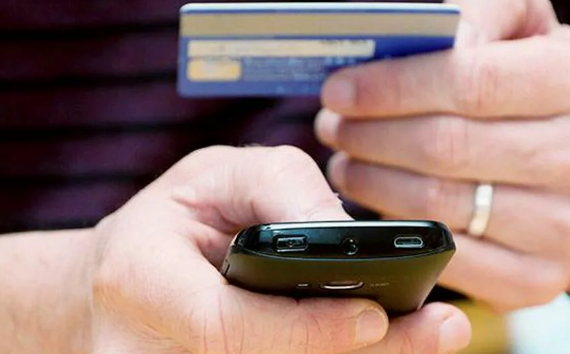 Клиенты ВТБ смогут защитить свои карты от мошенников через чат-бот
