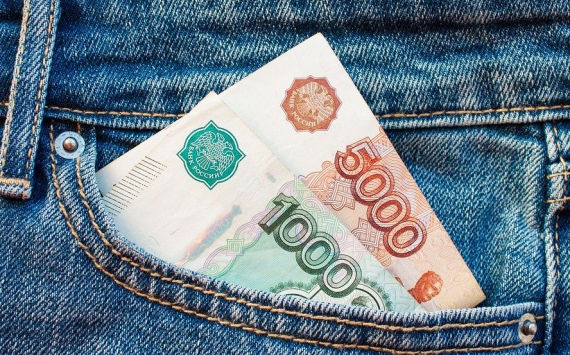 В Саратовской области заработные платы выросли на 15,5%